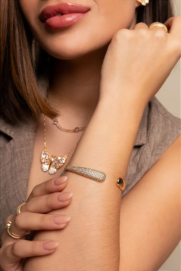 Bracelete Requinte com Zirconia Folehado a Ouro