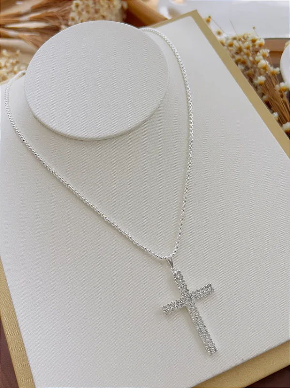 Colar Folheado a Prata Crucifixo Cristal