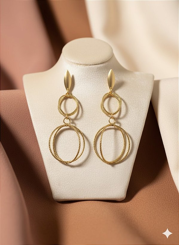 Brinco Balanço Dourado Banhado a Ouro 18K