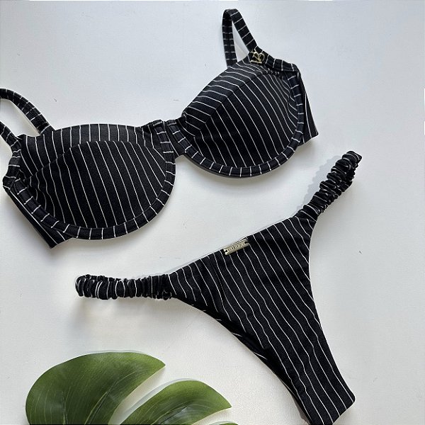 Top 093 aro risca giz preto + calcinha frufru