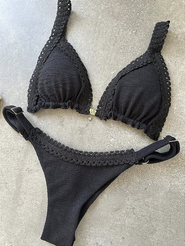 Cortininha com bojo 004 Renda-se + cal 013 regulagem renda Carmel Preto