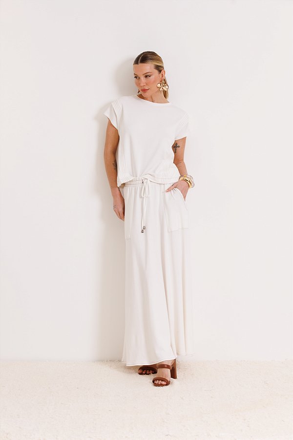 SAIA COM PESPONTO CONTRASTANTES ESSENTIAL