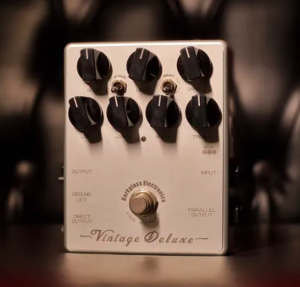 Pedal De Efeito Para Baixo Darkglass Vintage Deluxe Preamp