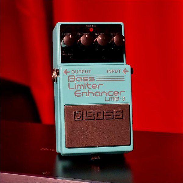 Pedal De Efeito Para Baixo Boss Bass Limiter Enhancer