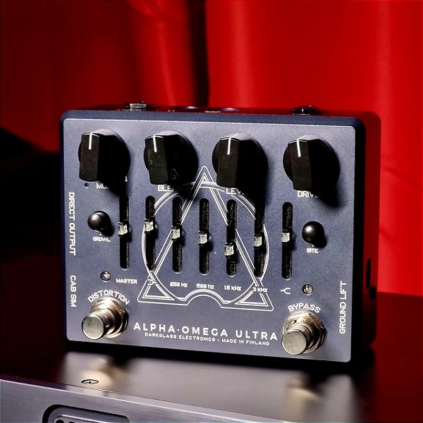 Pedal De Efeito para Baixo Darkglass Alpha Omega Ultra