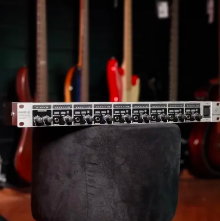 Amplificador De Fone 8 Canais Behringer Powerplay Ha8000