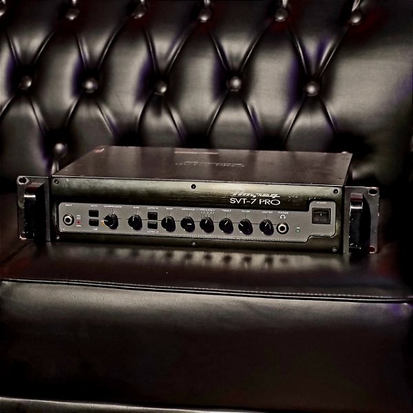 Amplificador Cabeçote Híbrido Para Baixo Ampeg Svt-7 Pro