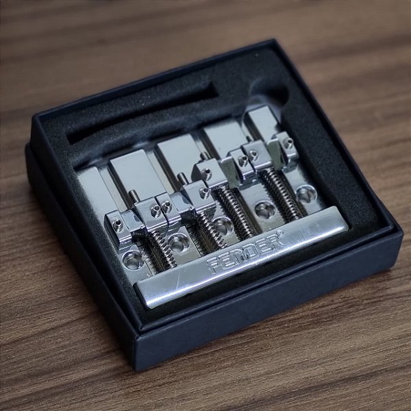 Ponte para Baixo 4 Cordas Fender HiMass