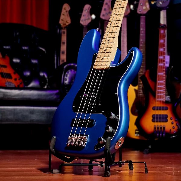 Baixo 4 Corda Fender American Performer Precision Bass Lpb