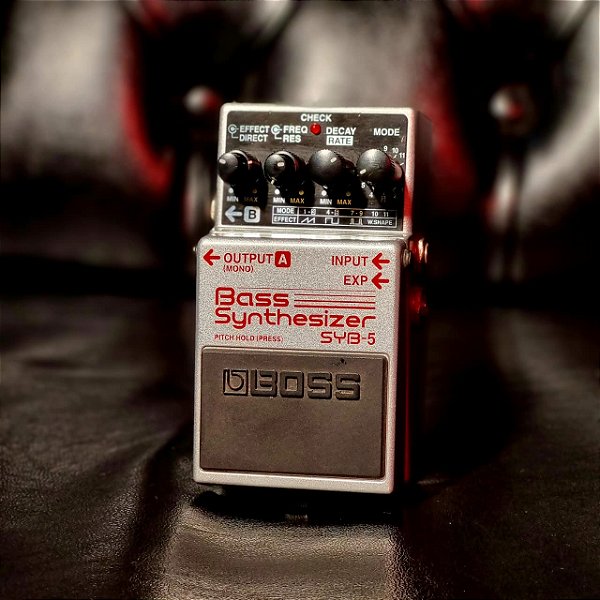 Pedal De Efeito Para Baixo Boss Bass Synthesizer Syb-5