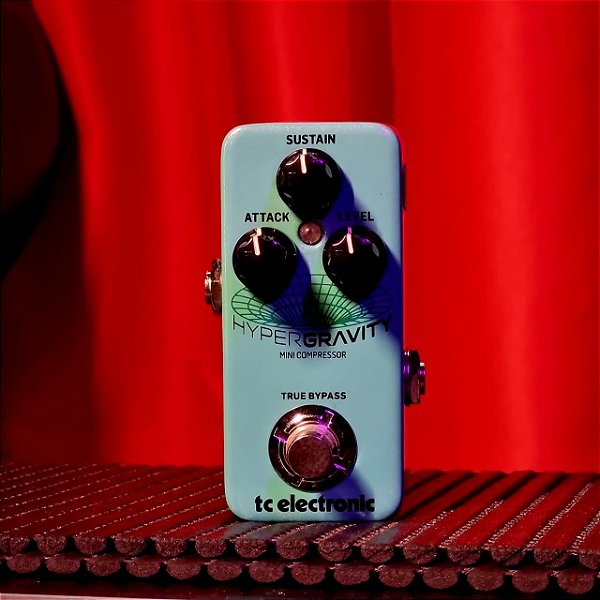 Pedal para Baixo TC Electronic HYPERGRAVITY Mini Compressor
