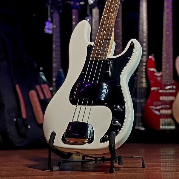 Baixo 4 Cordas Squier by Fender Vintage Modified Precision Bass