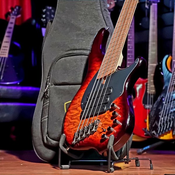 Baixo 5 Cordas Ativo Dingwall Combustion Vintageburst