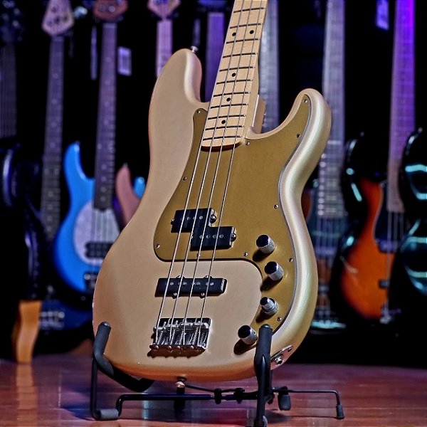 Baixo 4 Cordas Fender Deluxe Precision Bass Special Desert Sand