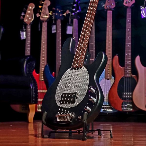 Baixo 4 Cordas Music Man SUB 2EQ HDWE Textured Black 2003