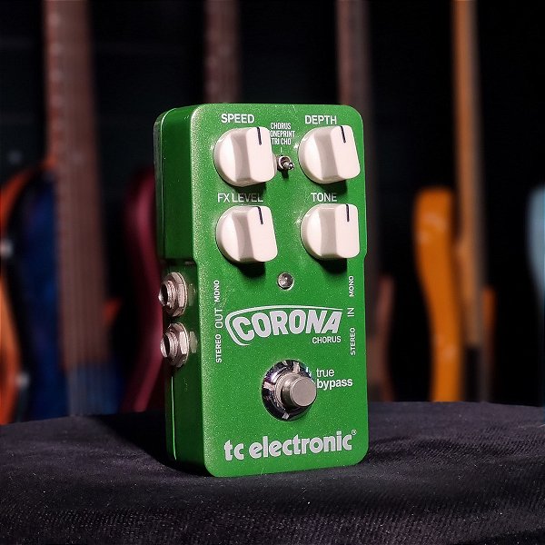 Pedal De Efeito Para Guitarra Tc Electronic Corona Chorus