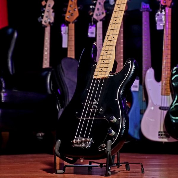 Baixo 4 Cordas Fender American Precision Bass Black 2007