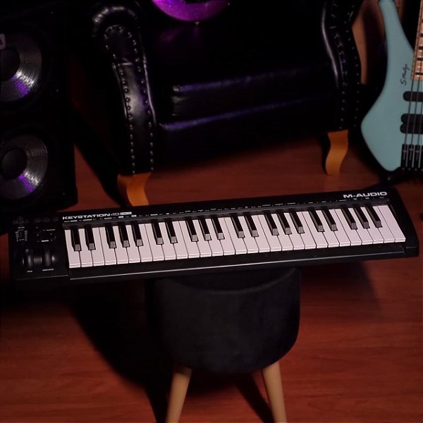 Teclado Controlador de 49 teclas M-Audio Keystation 49 MK3