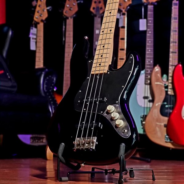 Baixo 4 Cordas Giannini Stratosonic Jazz Bass Black