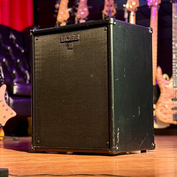 Amplificador Combo para Baixo Boss Katana 210 Bass
