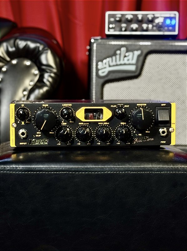 Amplificador Cabeçote para Baixo Markbass Little Mark Vintage 500W