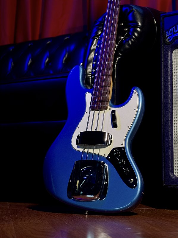 Baixo 4 Cordas Fender American Vintage '64 Jazz Bass Lake Placid Blue
