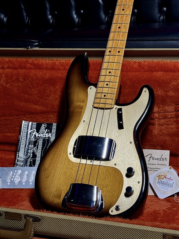 Baixo 4 Cordas American Vintage '57 Precision Bass 2-Tone Sunburst 2008