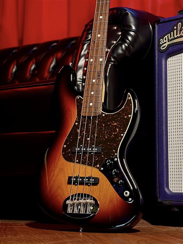 Baixo 4 Cordas Lakland Skyline Japan Series SK-460 Three Tone Sunburst