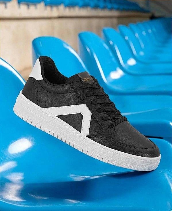 Tênis Casual Preto Moderno