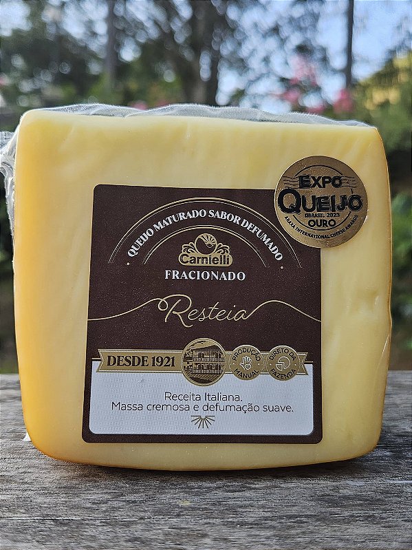 Queijo Carnielli Maturado Resteia Defumado (220g)