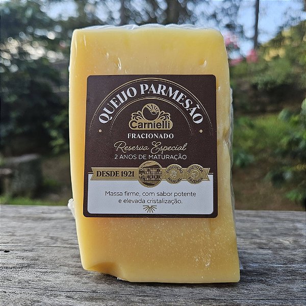 Queijo Carnielli Parmesão Reserva Especial - 24 meses (230gr)