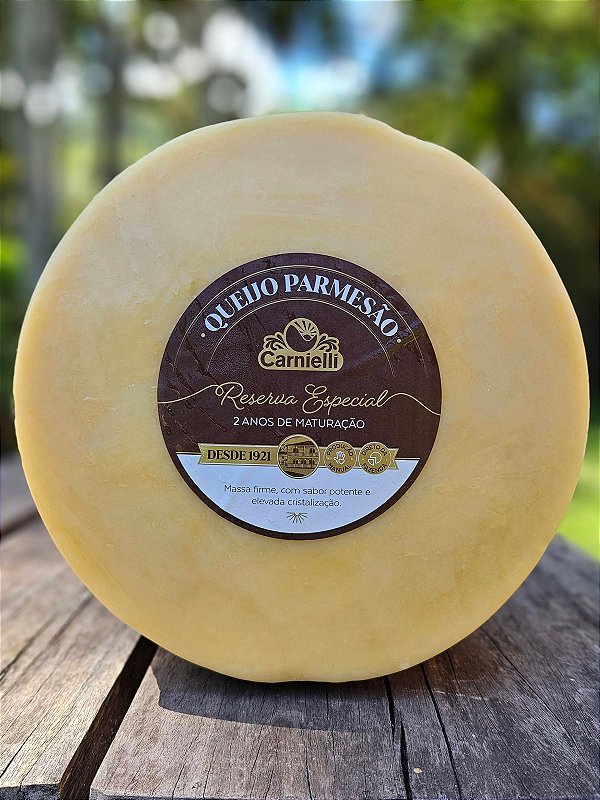 Queijo Carnielli Parmesão Reserva Especial (4,7 kg)