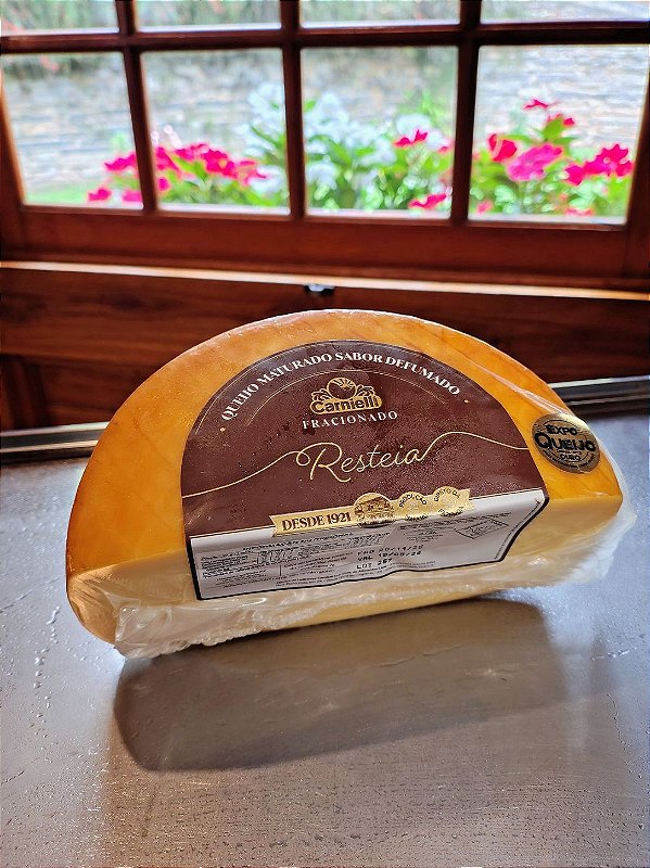 Queijo Carnielli Maturado Resteia Defumado (1,300 kg)