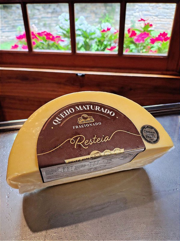 Queijo Carnielli Maturado Resteia (1,300 Kg)