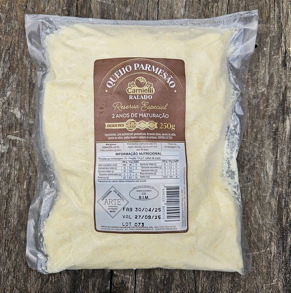 Queijo Parmesão Ralado Reserva Especial Carnielli (250g) Para fornear ou gratinar