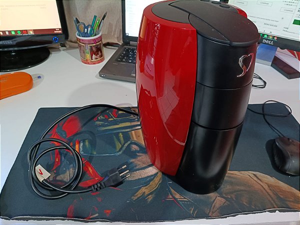 Cafeteira Espresso TRES LOV da 3 Corações 220V Seminovo