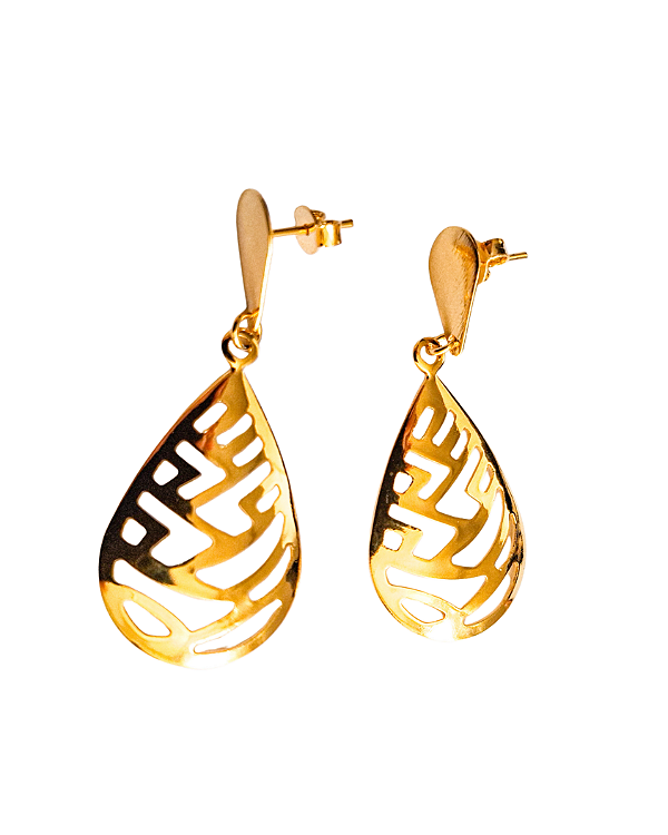 Brinco Médio Detalhe Orgânico Folheado