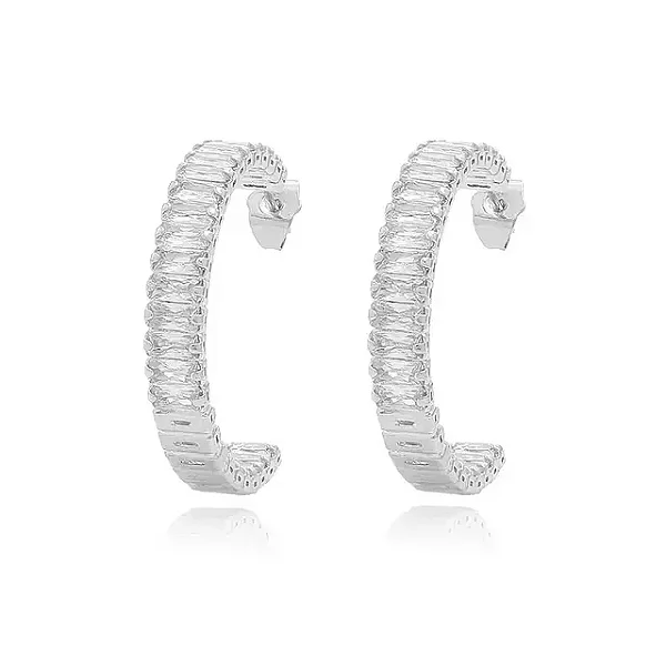 Brinco Argola Média Cravejada Zircônias Baguetes Folheado Ródio Branco