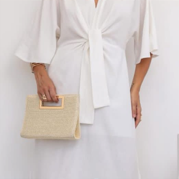 Vestido midi em linho e viscose forrado em poliester