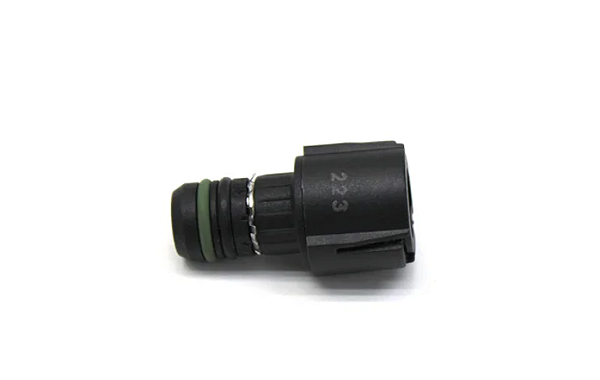 Conector engate rápido do tubo gasolina Cargo 815 / Cargo Médio