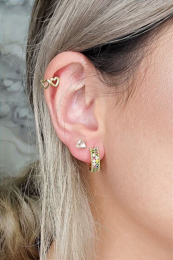 Brinco Argolinha Com Micro Zircônias Coloridas Banhado em Ouro 18k