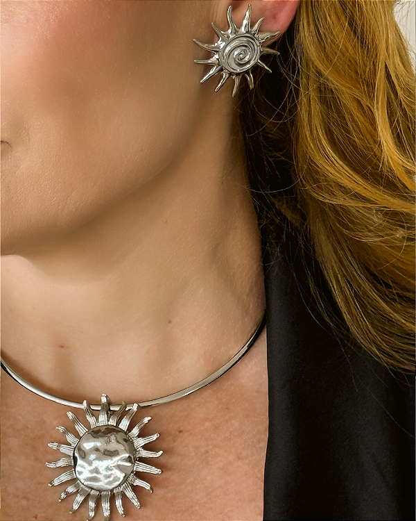 Conjunto Choker e Brinco Folheado a Prata Sol