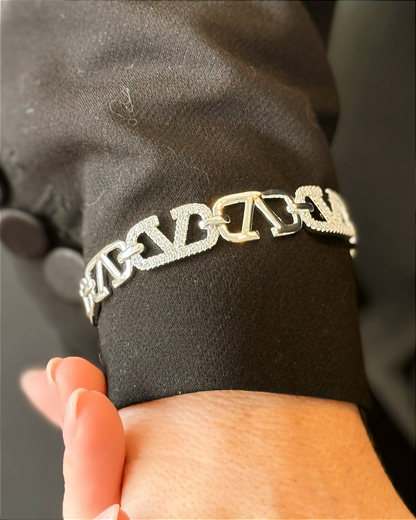 Bracelete Folheado a Prata Liso e Cravejado