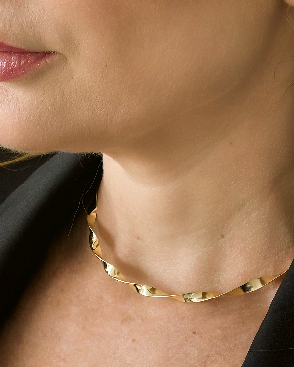 Choker Aro Folheado a Ouro Design Curvado