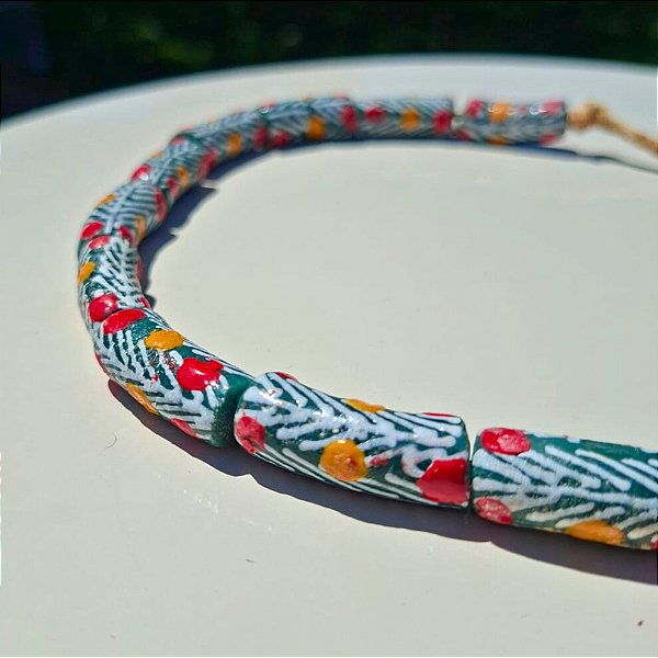 COLAR AFRICANO ILEKE MONJOLO