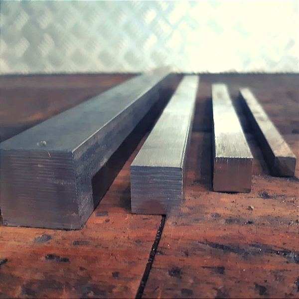 Quadrado Maciço Aço Inox 304 - 3/8