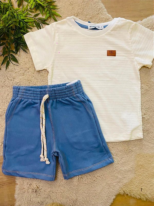 CONJUNTO CAMISETA E BERMUDA DIVERTTO - TAM 2 AO 4