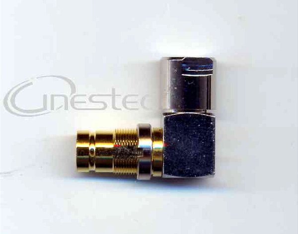 CONECTOR IEC FEMEA 0,4 / 2,5  90 graus