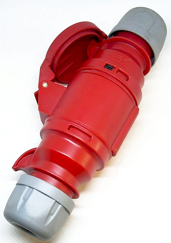 EMENDA ELETRICA INDUSTRIAL (PLUG E TOMADA) 3P+E 16A, 5P, 6H, 480V