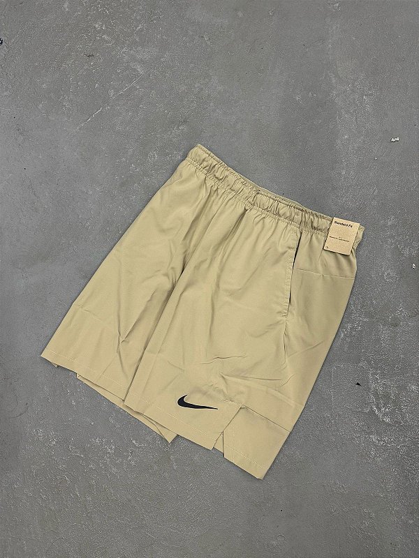 SHORT NIKE DRI-FIT TOTALITY BEGE